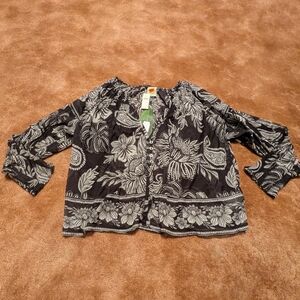 Farm Rio NWT Black Floral Long Sleeve - Size L
